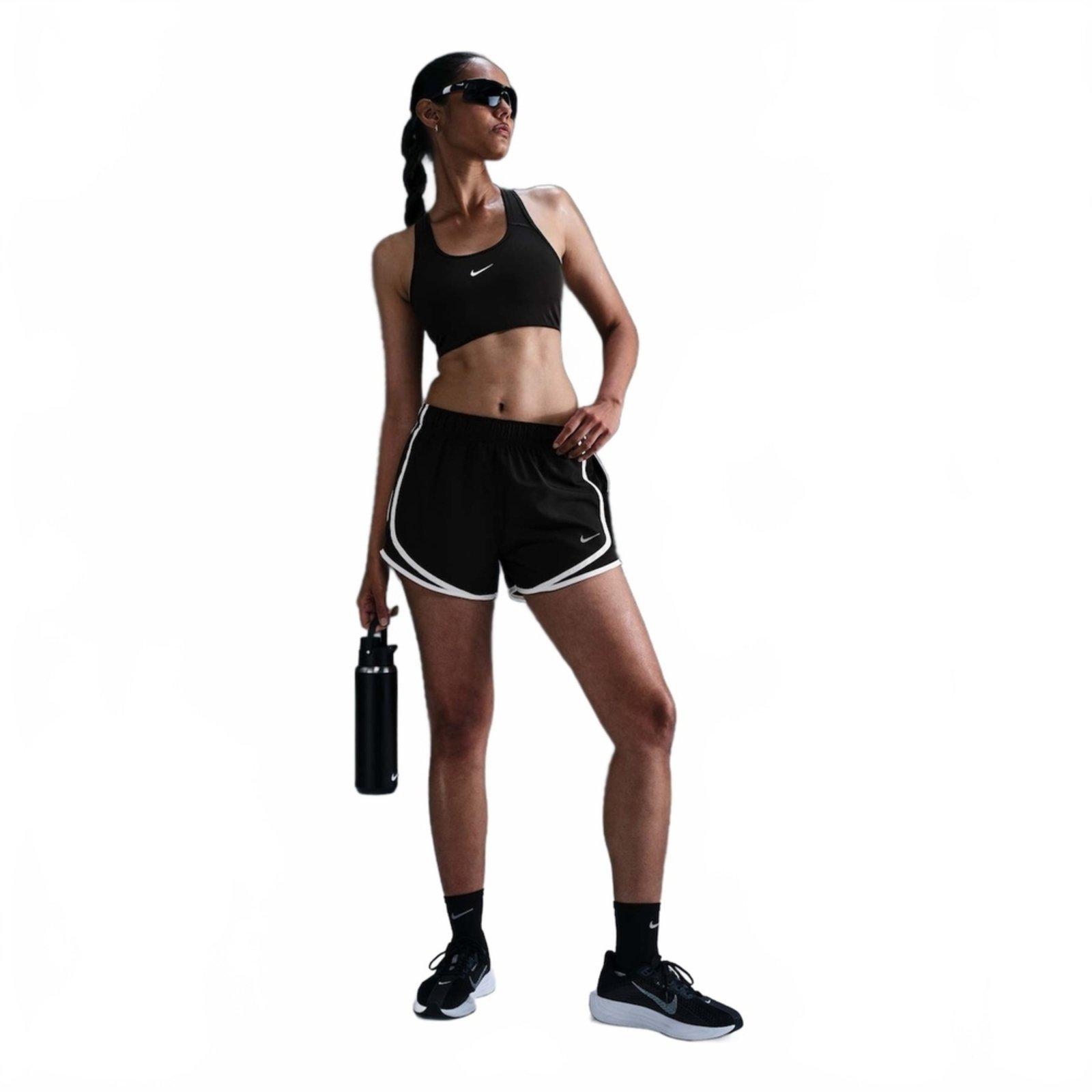 Shorts Nike Dri-FIT Tempo Feminino