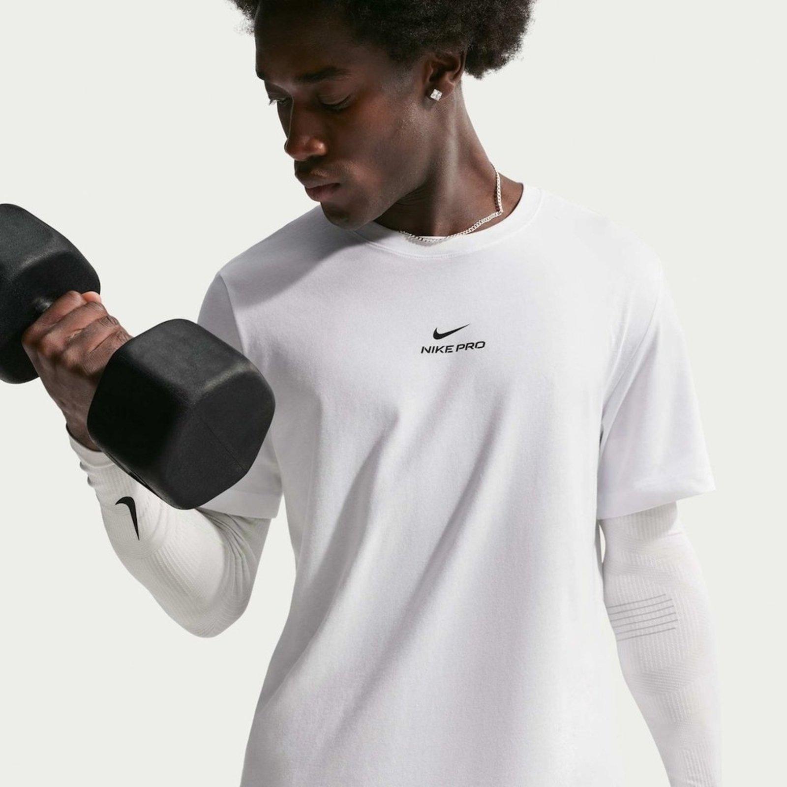 Camiseta Dri-FIT Nike Pro Masculina