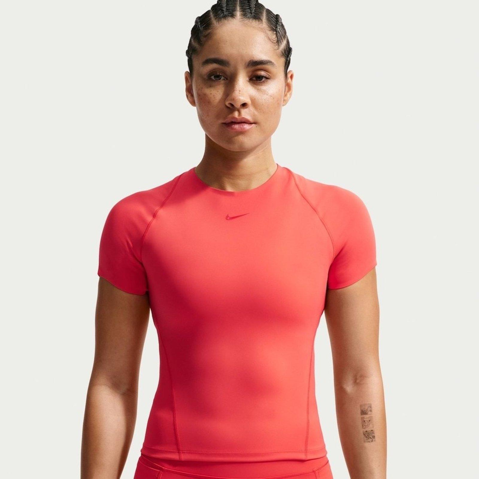 Camiseta Dri-FIT Nike Universa Feminina