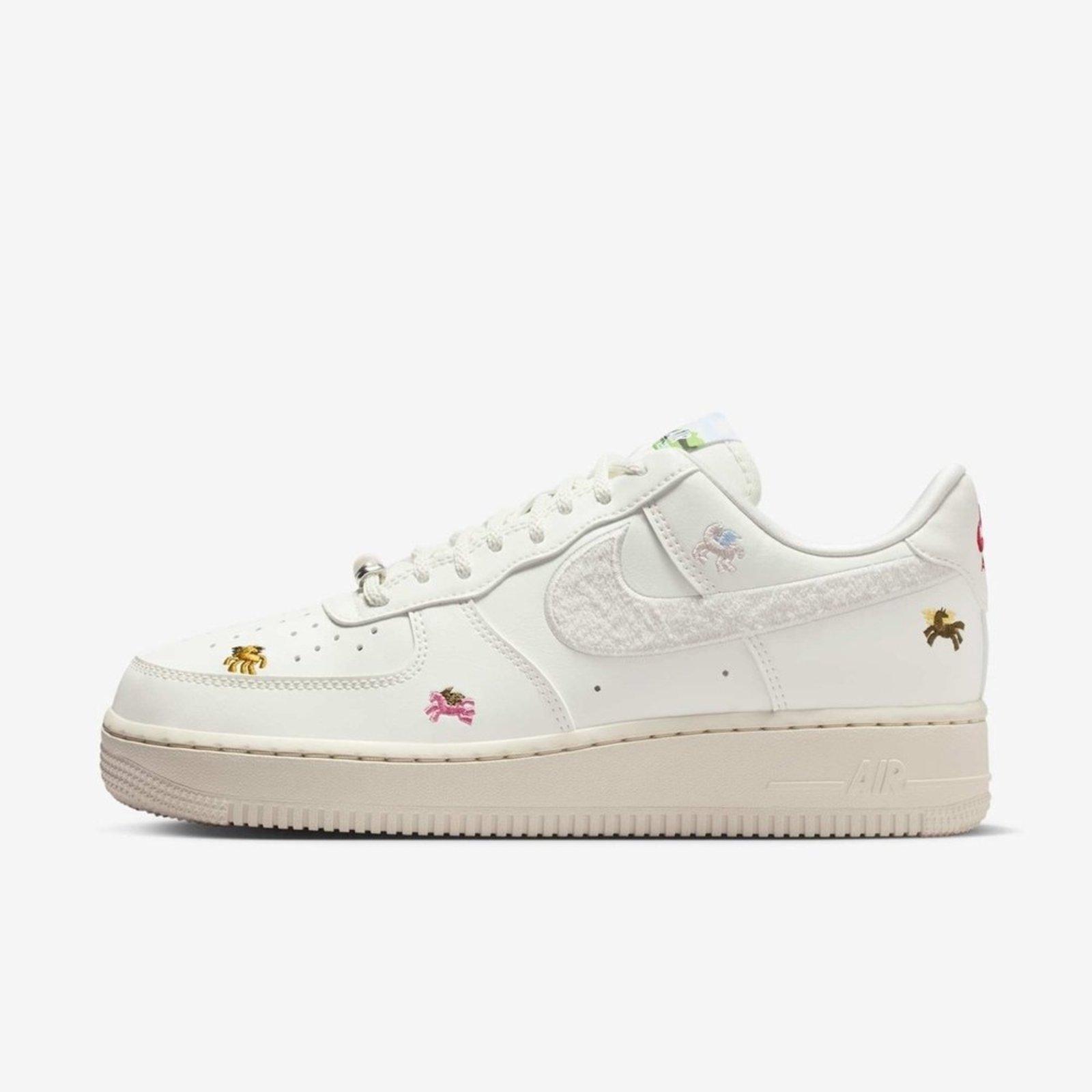 Tênis Nike Air Force 1 ́07 Feminino